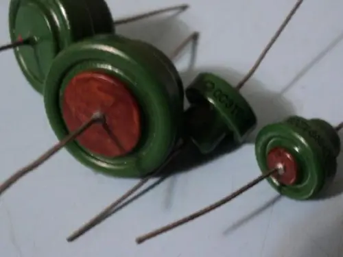 ЭТО 2 25в 300 мкф фото 2