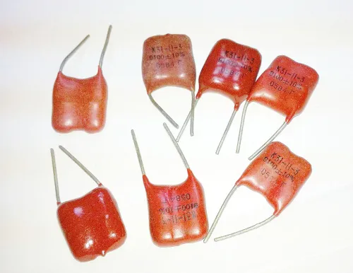 К31-11 1Г 250в 180 пф фото 2 К31-11 1Г 250в 180 пф фото 2