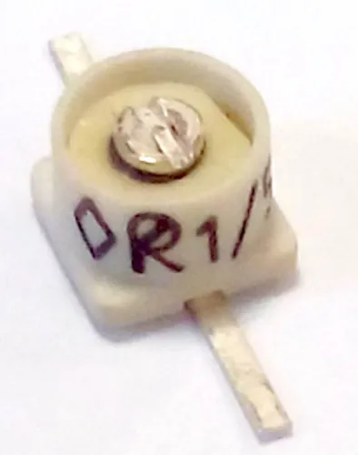 КТ4-25В 100в 1/5 пф МПО фото 2 КТ4-25В 100в 1/5 пф МПО фото 2